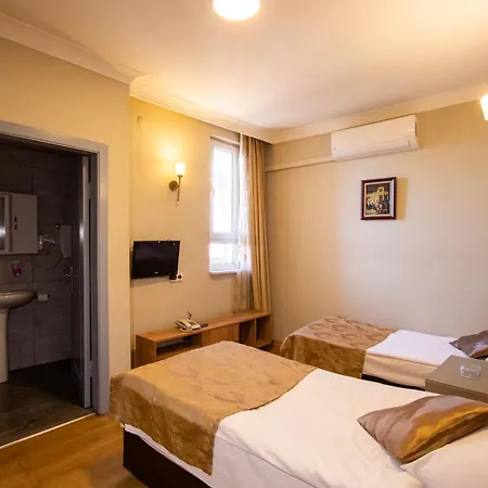 Tac Hotell 2*